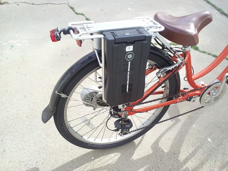 e-bike conversion with rear battery pack