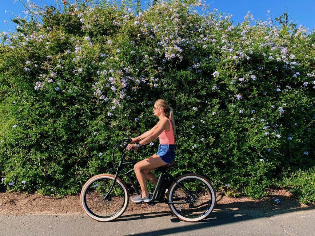 electric-bikes-lady-riding